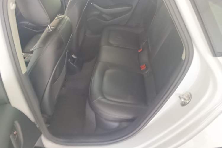 Used Audi A3 2016 Limousine 35 TFSI Ambition Edition Left Rear Seat