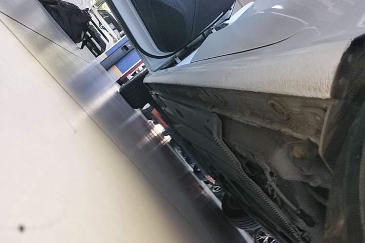 Used Audi A3 2016 Limousine 35 TFSI Prestige Edition Left Side Sill
