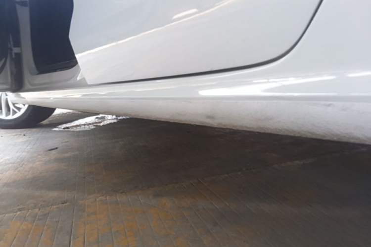 Used Audi A3 2016 Limousine 35 TFSI Prestige Edition Left Side Sill