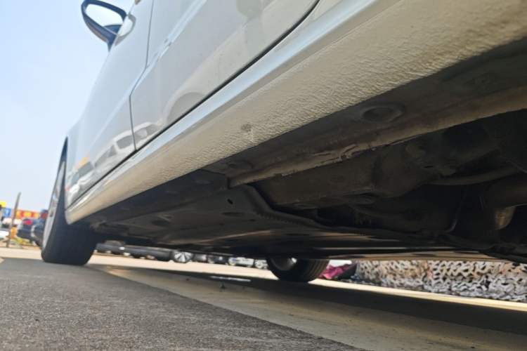 Used Audi A3 2016 Limousine 35 TFSI Style Edition Left Side Sill