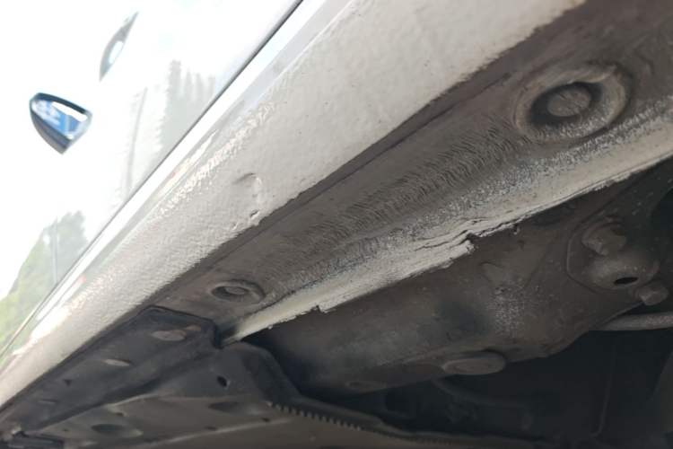 Used Audi A3 2016 Limousine 35 TFSI Prestige Edition Left Side Sill
