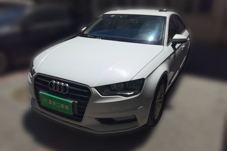 Used Audi A3 2016 Limousine 35 TFSI Ambition Edition Guazi used car, China used car export, Used car for sale, Used cars, Cheapest cars for sale
