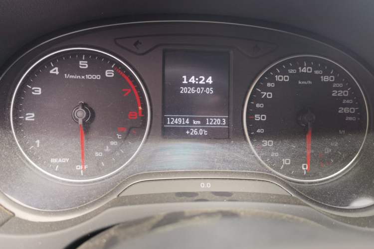 Used Audi A3 2016 Limousine 35 TFSI Prestige Edition Odometer Close Up