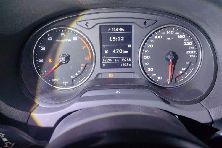 Used Audi A3 2016 Sportback 35 TFSI Ambition Edition Odometer Close Up