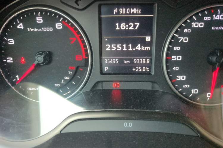 Used Audi A3 2016 Limousine 35 TFSI Prestige Edition Odometer Close Up