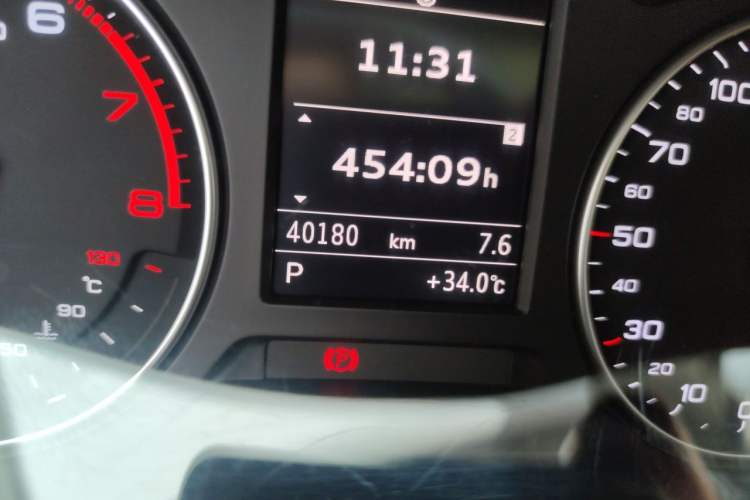 Used Audi A3 2016 Sportback 35 TFSI Ambition Odometer Close Up