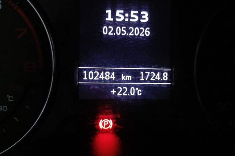 Used Audi A3 2016 Limousine 35 TFSI Prestige Edition Odometer Close Up