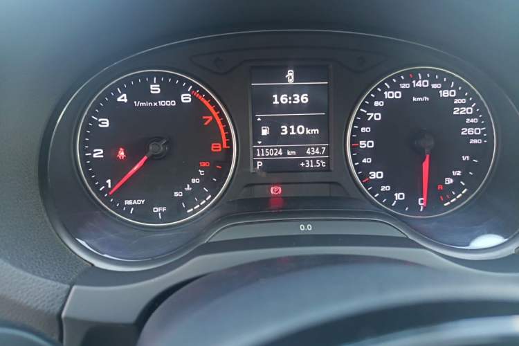 Used Audi A3 2016 Limousine 35 TFSI Ambition Edition Odometer Close Up