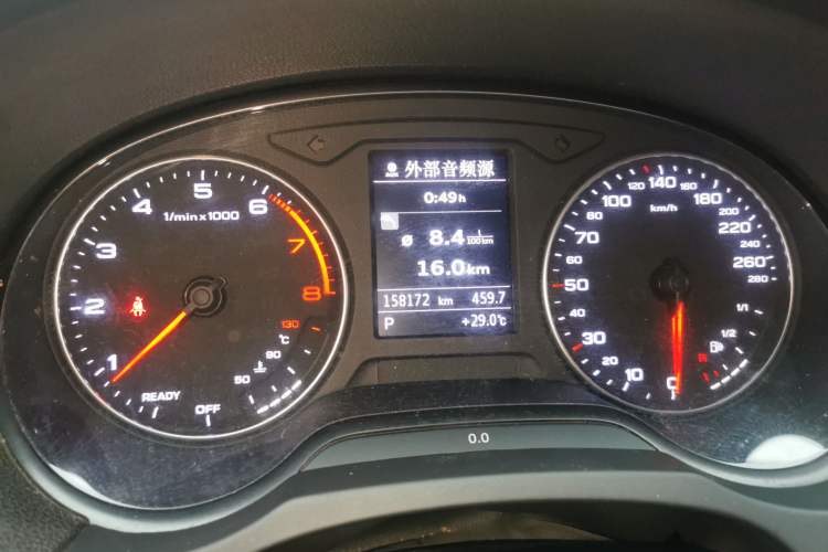Used Audi A3 2016 Limousine 35 TFSI Ambition Edition Odometer Close Up