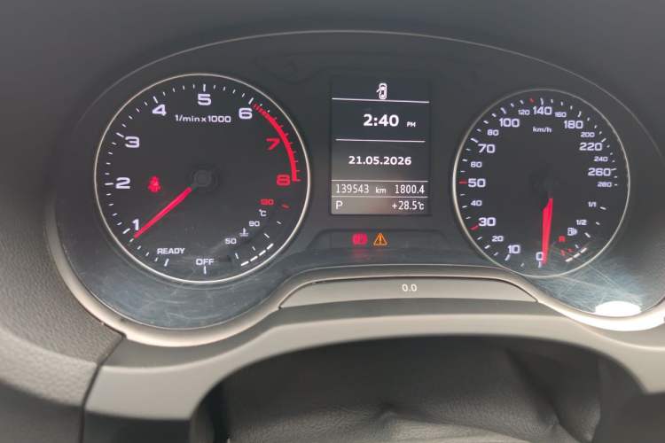 Used Audi A3 2016 Limousine 35 TFSI Ambition Edition Odometer Close Up