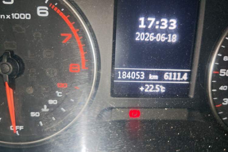 Used Audi A3 2016 Limousine 35 TFSI Ambition Edition Odometer Close Up
