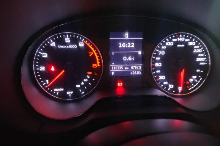 Used Audi A3 2016 Limousine 35 TFSI Ambition Edition Odometer Close Up