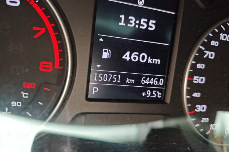 Used Audi A3 2016 Limousine 35 TFSI Style Edition Odometer Close Up