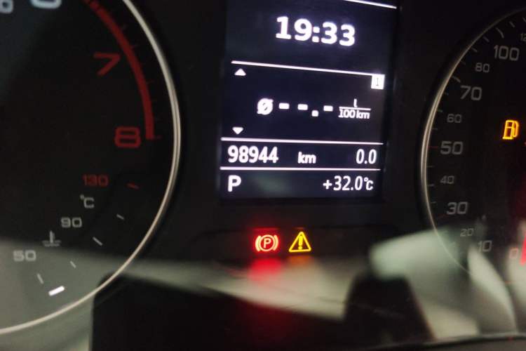 Used Audi A3 2016 Sportback 35 TFSI Ambition Odometer Close Up