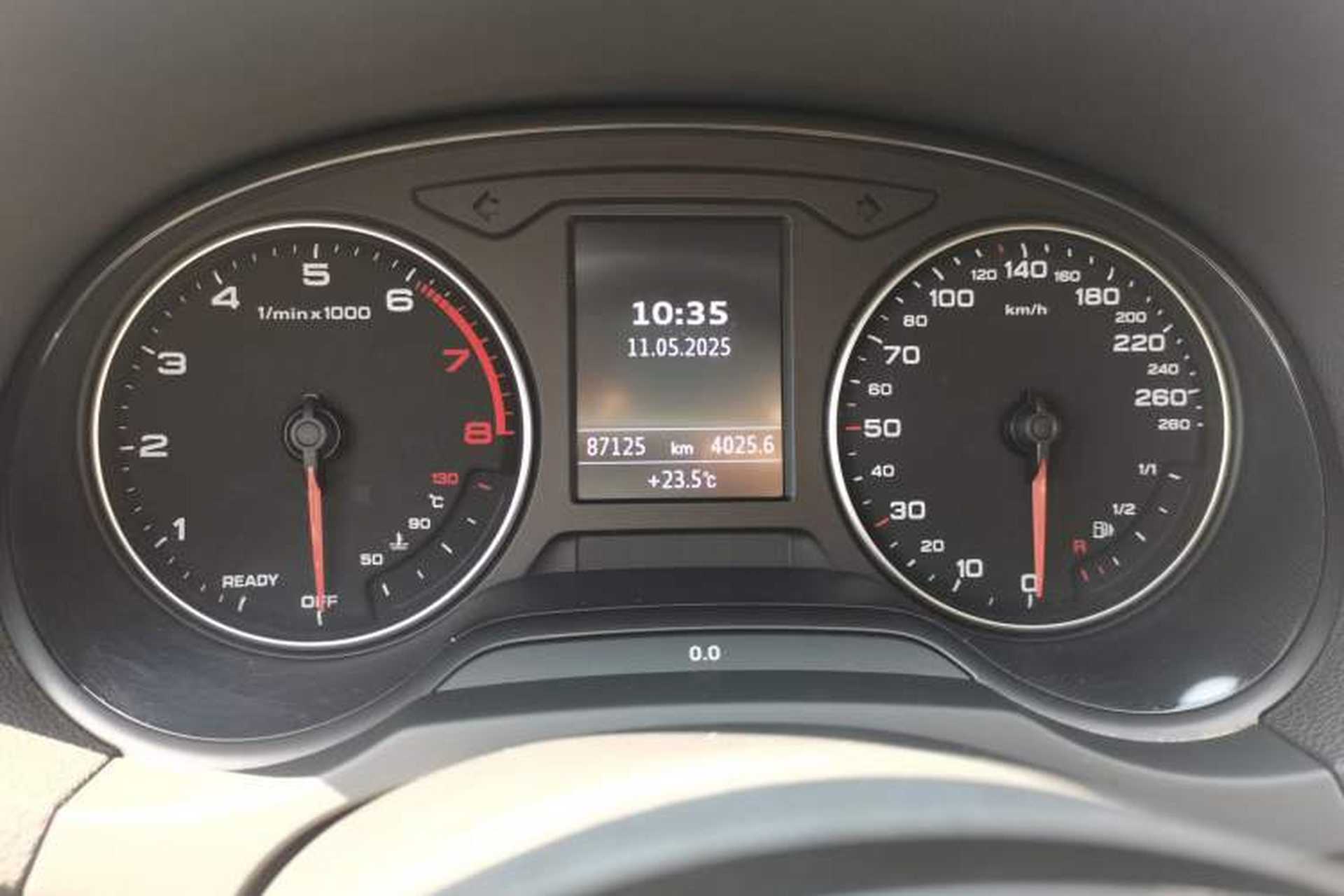 Used Audi A3 2016 Limousine 35 TFSI Style Edition Odometer Close Up