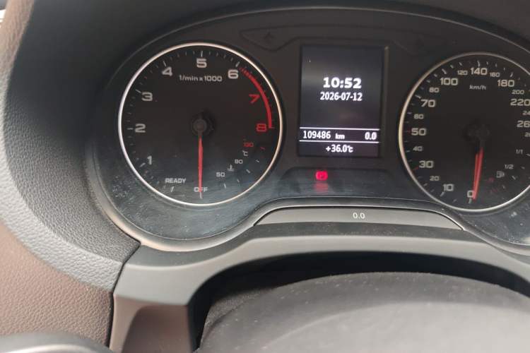 Used Audi A3 2016 Limousine 35 TFSI Prestige Edition Odometer Close Up