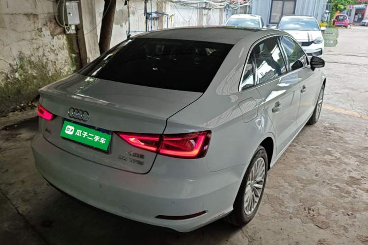 Used Audi A3 2016 Limousine 35 TFSI Prestige Edition Rear Right 45 Deg