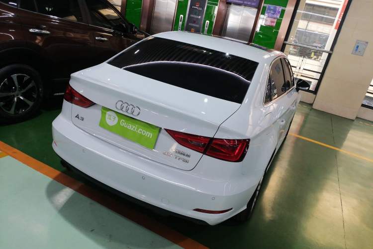 Used Audi A3 2016 Limousine 35 TFSI Prestige Edition Rear Right 45 Deg