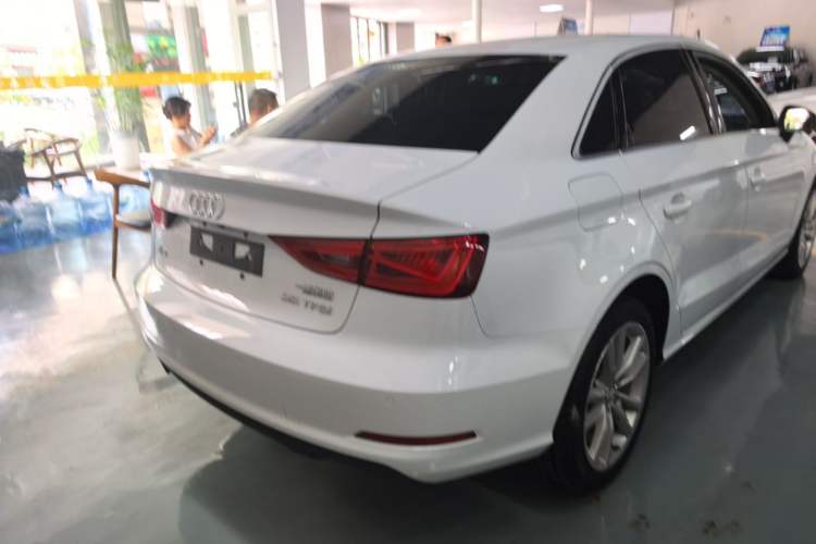 Used Audi A3 2016 Limousine 35 TFSI Style Edition Rear Right 45 Deg
