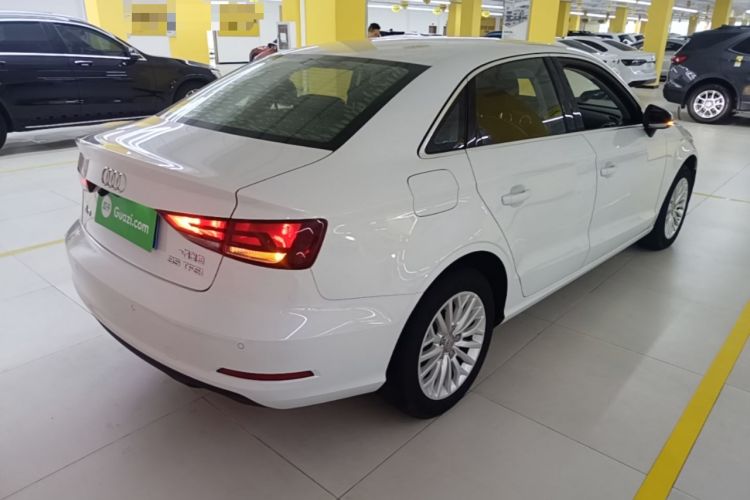 Used Audi A3 2016 Limousine 35 TFSI Ambition Edition Rear Right 45 Deg