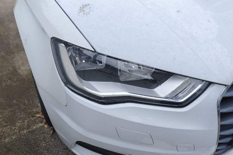 Used Audi A3 2016 Limousine 35 TFSI Ambition Edition Right Front Headlight