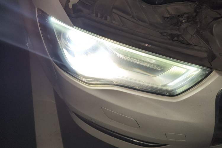 Used Audi A3 2016 Sportback 40 TFSI Style Edition Right Front Headlight