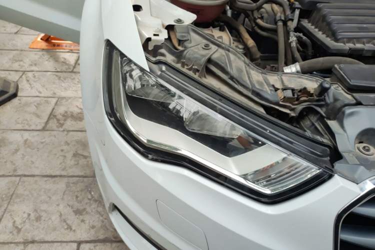 Used Audi A3 2016 Limousine 35 TFSI Ambition Edition Right Front Headlight