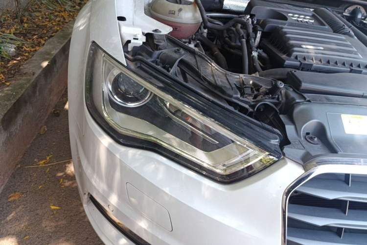 Used Audi A3 2016 Limousine 35 TFSI Style Edition Right Front Headlight