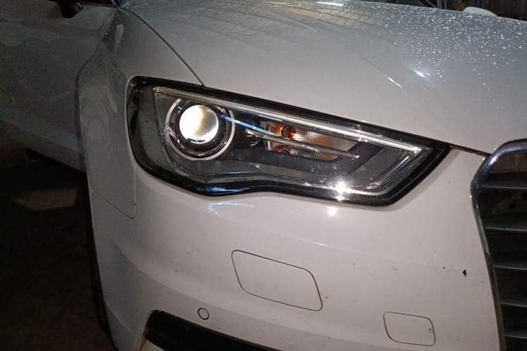 Used Audi A3 2016 Limousine 35 TFSI Prestige Edition Right Front Headlight