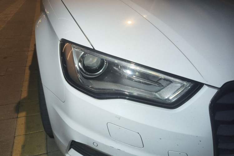 Used Audi A3 2016 Limousine 35 TFSI Style Edition Right Front Headlight