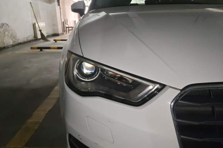 Used Audi A3 2016 Sportback 40 TFSI Style Edition Right Front Headlight