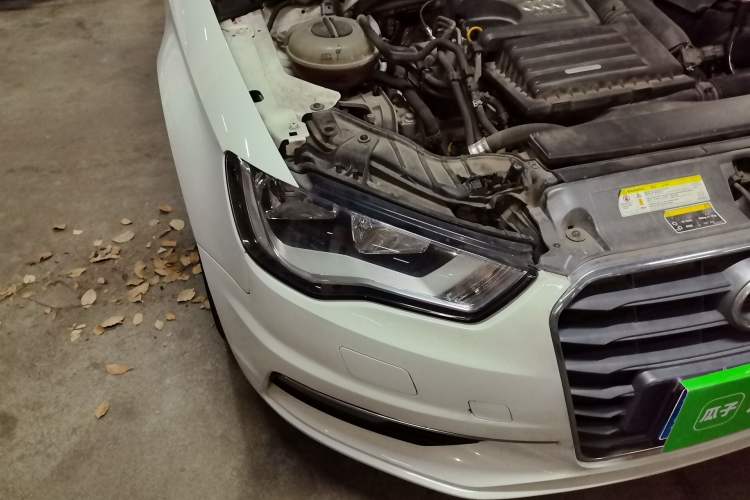Used Audi A3 2016 Limousine 35 TFSI Ambition Edition Right Front Headlight