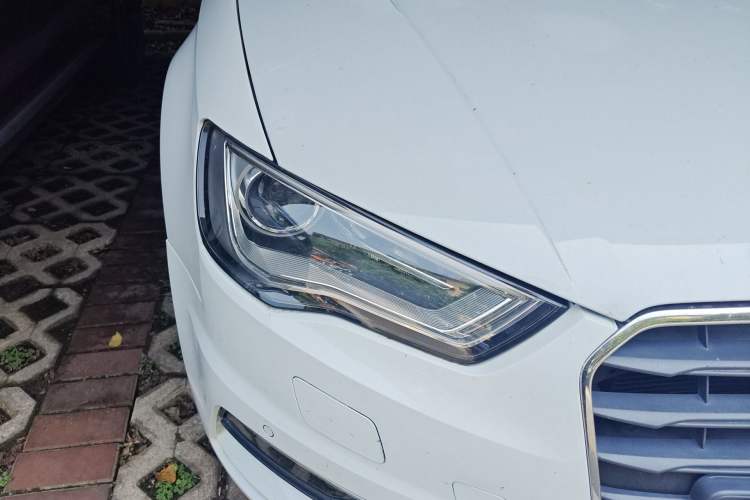 Used Audi A3 2016 Limousine 35 TFSI Style Edition Right Front Headlight