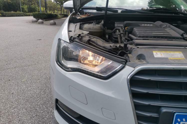 Used Audi A3 2016 Sportback 35 TFSI Ambition Edition Right Front Headlight