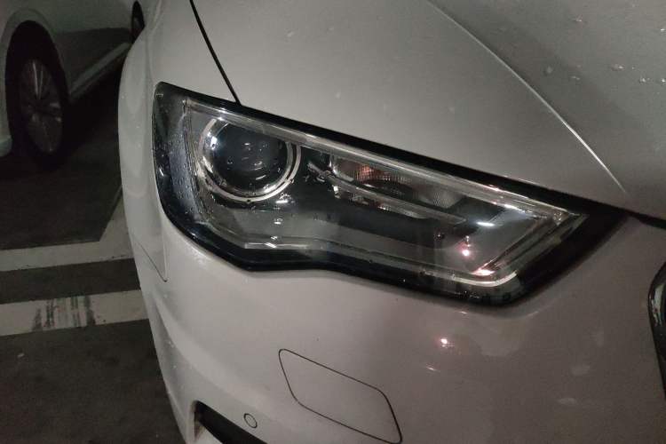 Used Audi A3 2016 Limousine 35 TFSI Prestige Edition Right Front Headlight