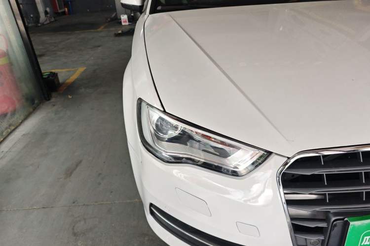 Used Audi A3 2016 Sportback 35 TFSI Ambition Right Front Headlight
