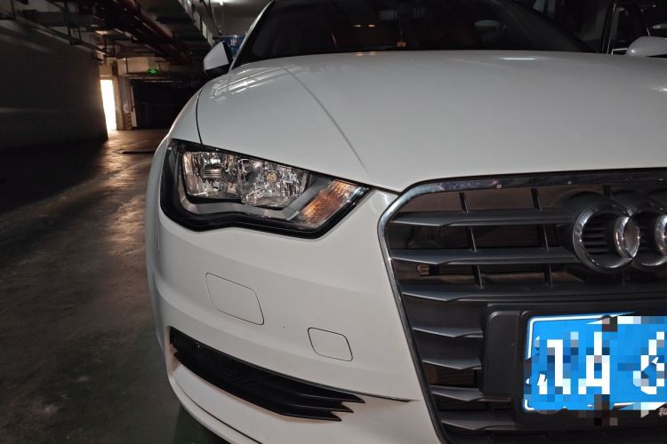 Used Audi A3 2016 Limousine 35 TFSI Ambition Edition Right Front Headlight