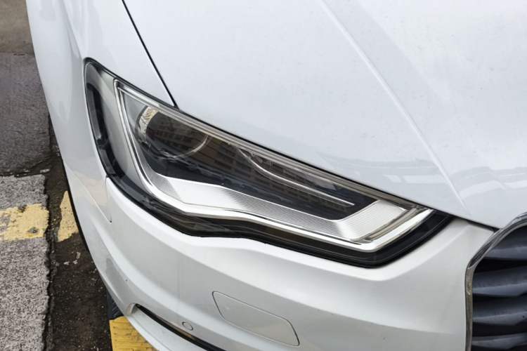 Used Audi A3 2016 Limousine 35 TFSI Style Edition Right Front Headlight