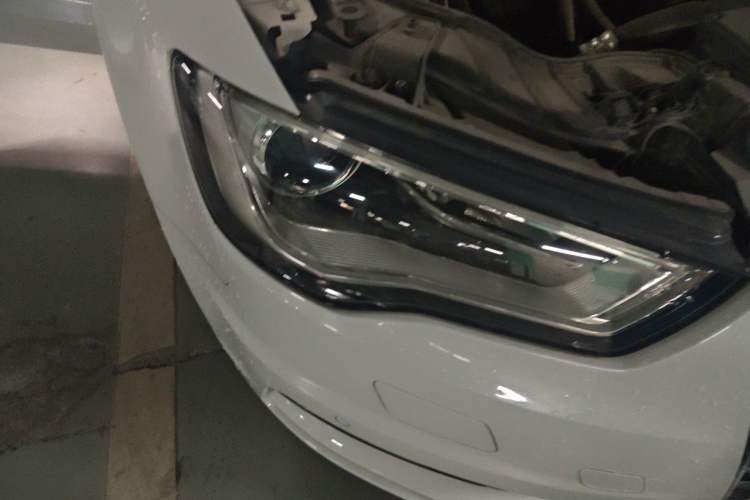 Used Audi A3 2016 Limousine 35 TFSI Style Edition Right Front Headlight