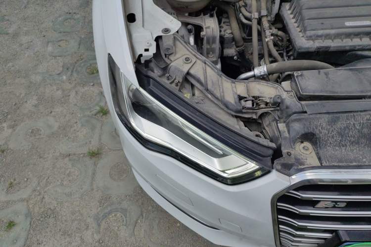 Used Audi A3 2016 Sportback 35 TFSI Ambition Right Front Headlight
