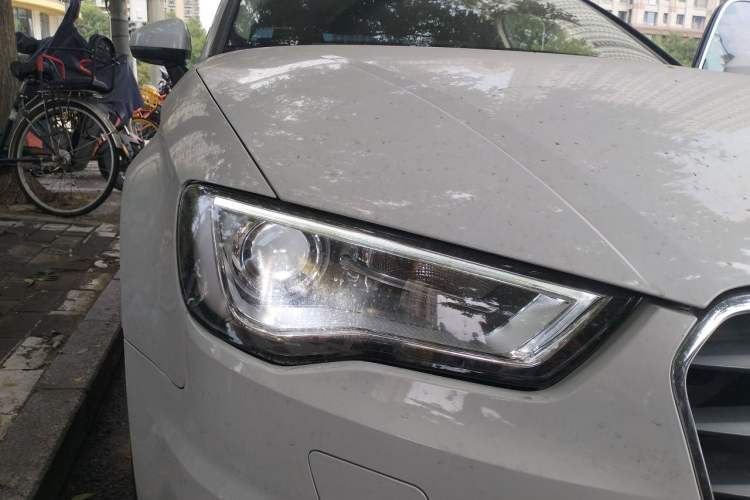 Used Audi A3 2016 Limousine 35 TFSI Prestige Edition Right Front Headlight