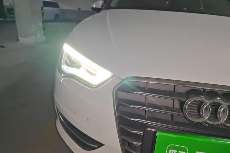 Used Audi A3 2016 Sportback 35 TFSI Ambition Right Front Headlight