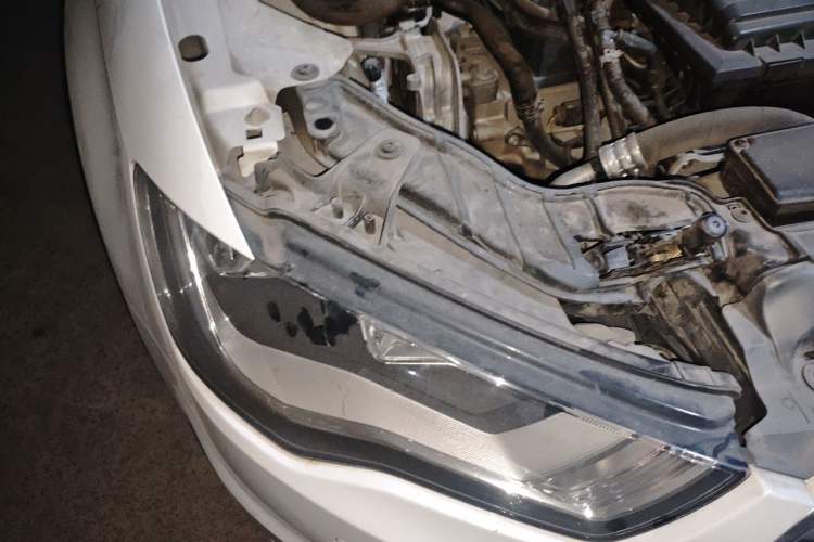 Used Audi A3 2016 Limousine 35 TFSI Ambition Edition Right Front Headlight