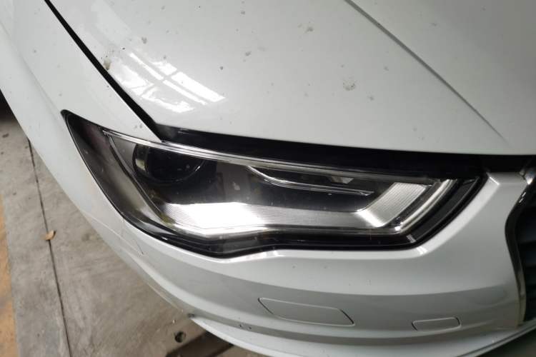 Used Audi A3 2016 Limousine 35 TFSI Style Edition Right Front Headlight