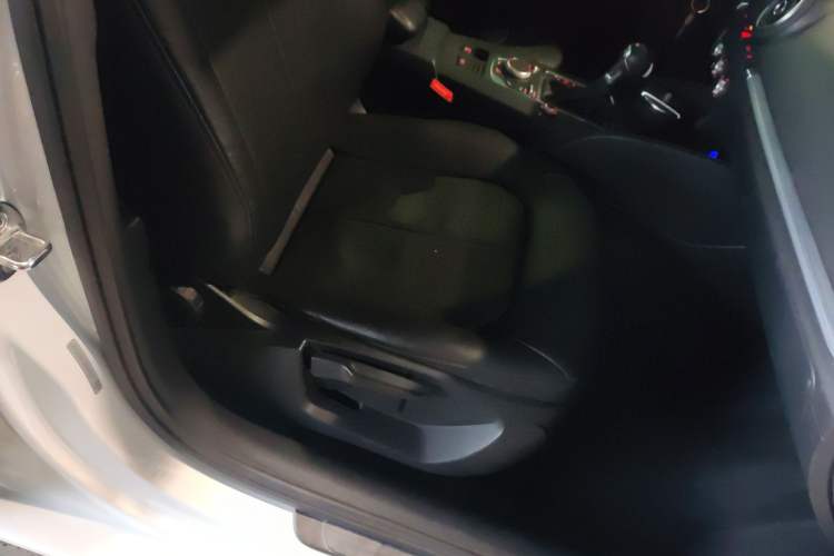 Used Audi A3 2016 Limousine 35 TFSI Prestige Edition Right Front Seat