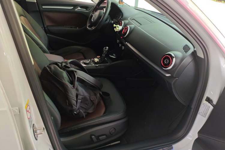 Used Audi A3 2016 Sportback 40 TFSI Style Edition Right Front Seat