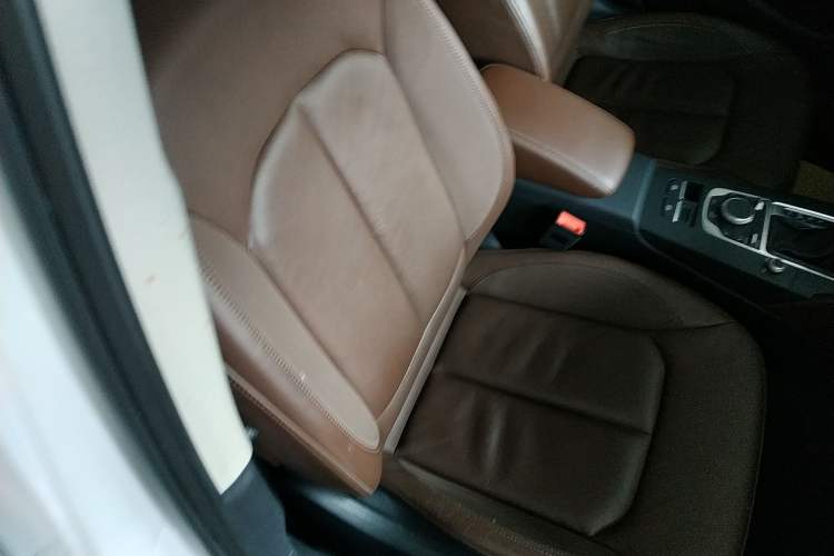 Used Audi A3 2016 Sportback 35 TFSI Style Edition Right Front Seat