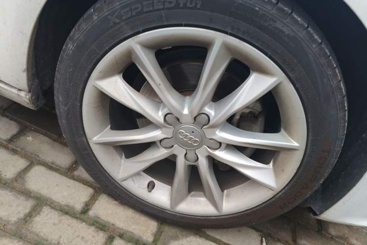 Used Audi A3 2016 Sportback 35 TFSI Style Edition Right Front Wheel Hub