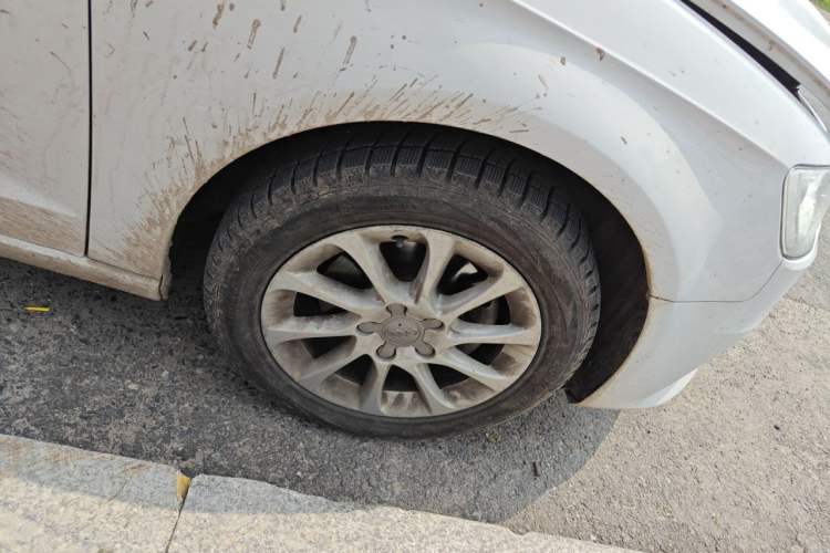 Used Audi A3 2016 Sportback 35 TFSI Ambition Right Front Wheel Hub