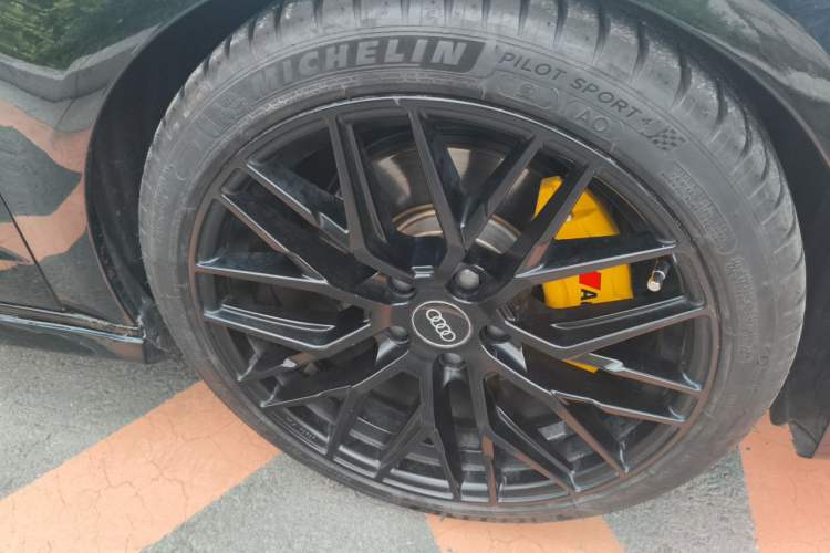 Used Audi A3 2016 Sportback 40 TFSI Style Edition Right Front Wheel Hub